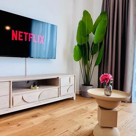 Apartment Your In - Premium 1br In One Cotroceni